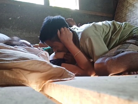 Desi Village Bhabhi Having Sex With Husband